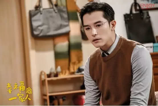 邱澤最新采訪揭秘高科技產品魅力，引領未來生活新潮流