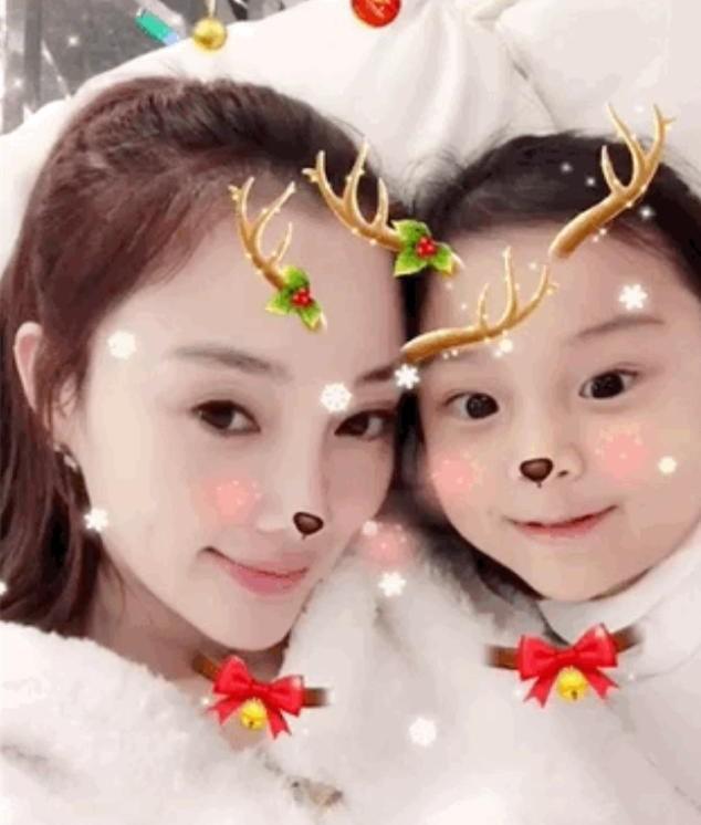 李小璐展現新篇章，最新新聞閃耀登場！