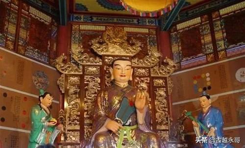 海南道士小明的日常趣事與友情紐帶，最新視頻揭秘