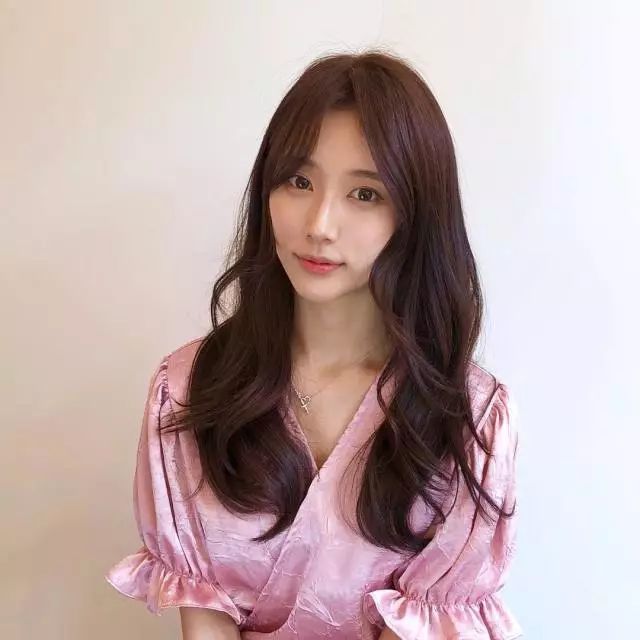 2024中長發(fā)最新發(fā)型女，指南與步驟詳解，打造時尚發(fā)型！