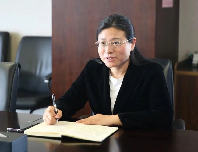 中石油方朝亮，石油傳奇的日常與最新動(dòng)態(tài)