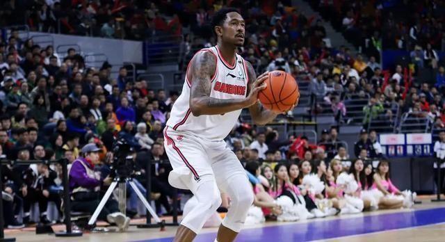 廣東籃球強(qiáng)隊(duì)注入全新力量，揭曉最新外援加盟消息