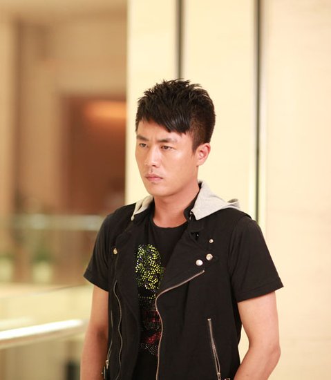 杜淳最新發(fā)型揭秘，巷弄深處的時尚秘密