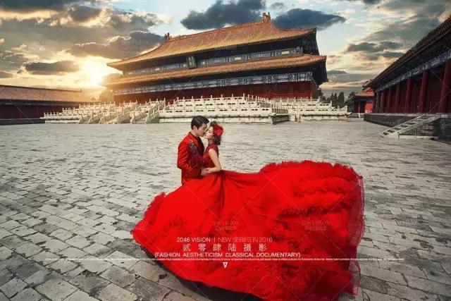 時(shí)代背景下的影像藝術(shù)探索，最新外景拍照風(fēng)格揭秘