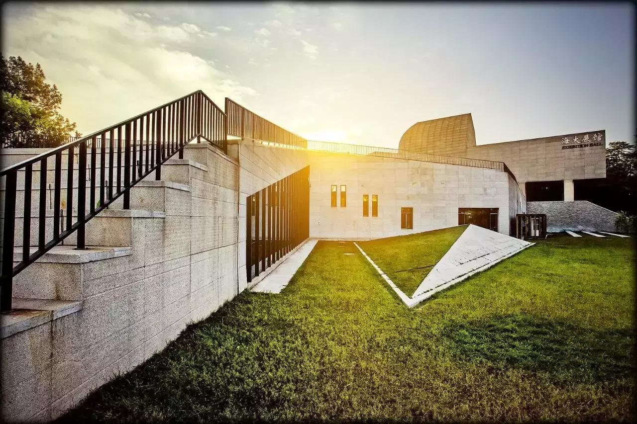 世界最新排名高校，科技巨擘的搖籃，未來(lái)教育革新之旅