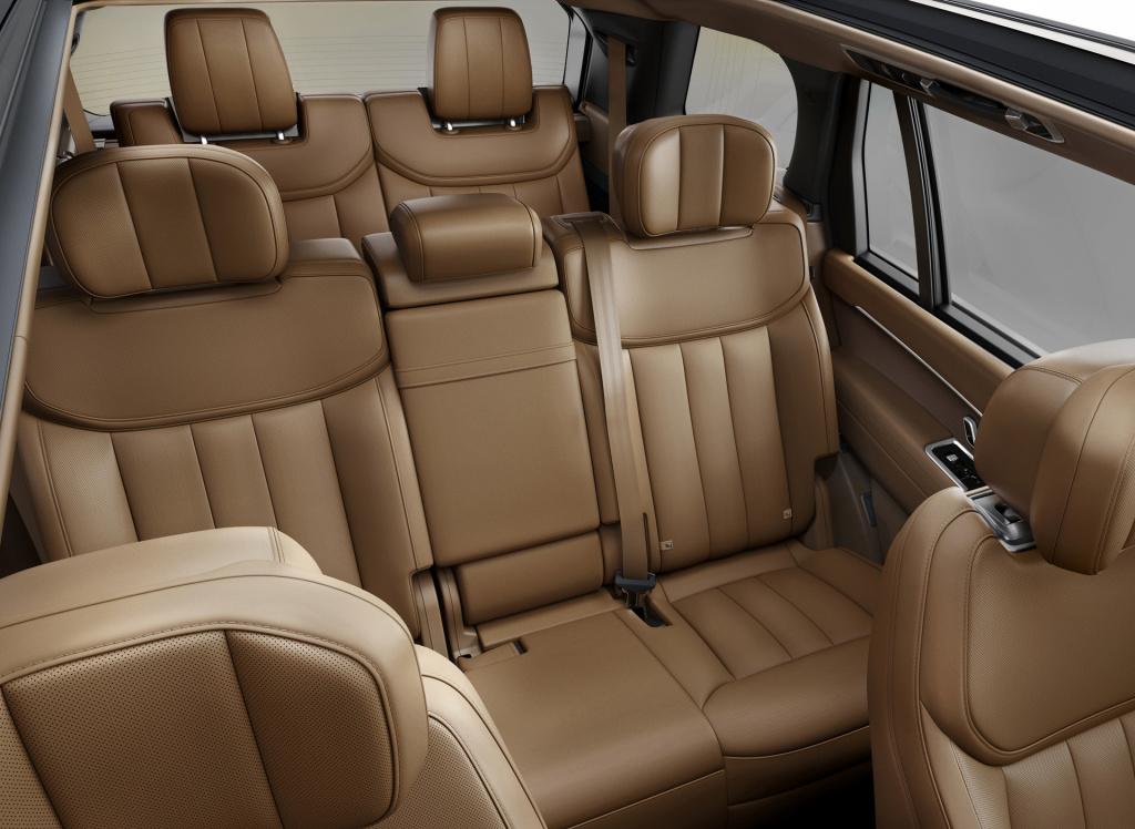 全新攬勝亮相,全新攬勝亮相，小巷中的隱藏寶藏，探索未知的獨(dú)特風(fēng)情！