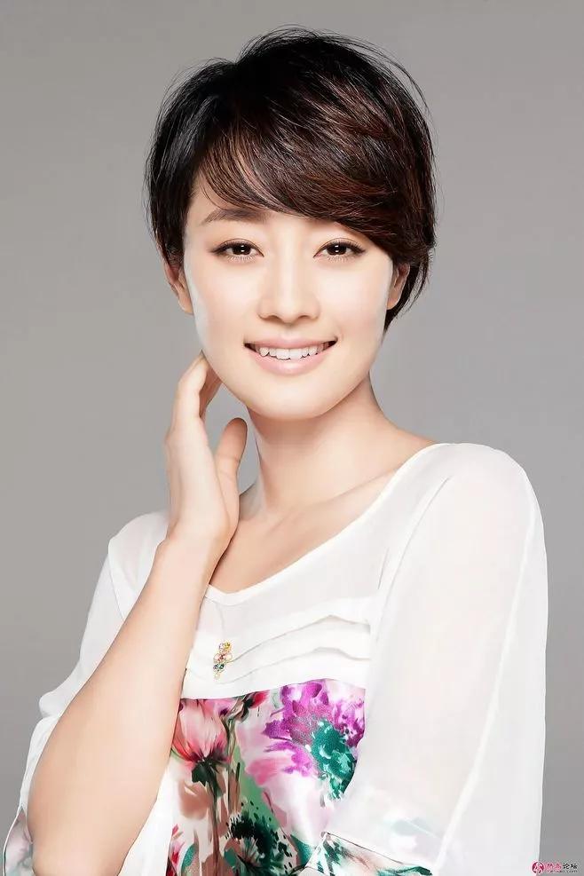 十大女明星傳奇星途，閃耀人生的傳奇故事