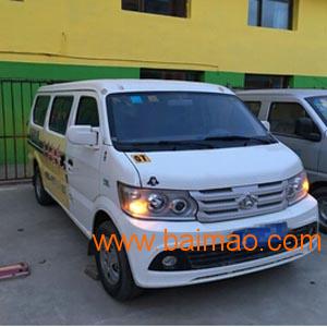 西寧包車價格行情探秘，小巷獨特之旅的包車費用解析