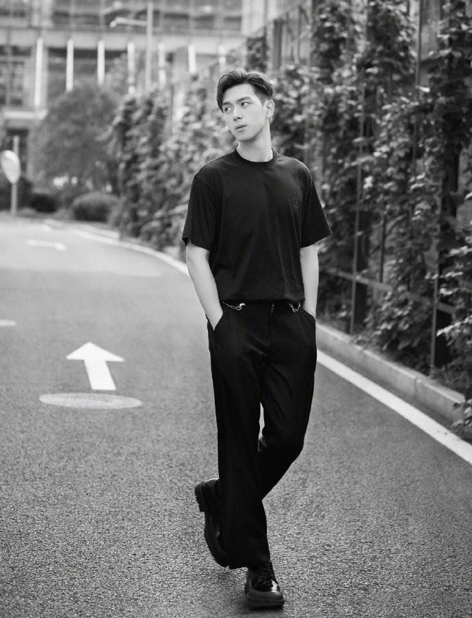 最新外劇盤點，勵志之旅啟程，展現(xiàn)變化中的自信與成就感！