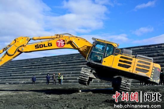 挖土機(jī)比賽，科技巨擘較量，重塑未來工程機(jī)械魅力之戰(zhàn)