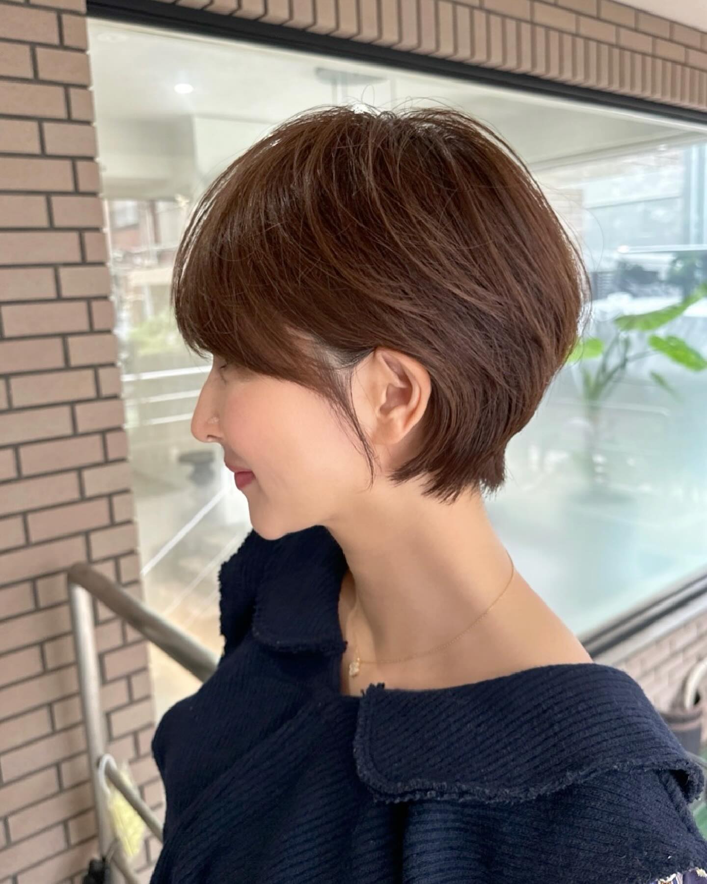 溫馨日常中的短發(fā)奇緣，愛的紐帶與最新發(fā)型圖片分享