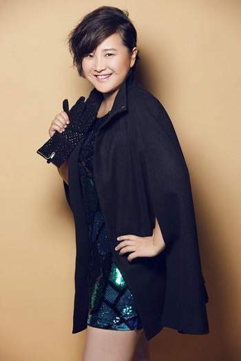 賈玲小品最新，喜劇界的璀璨明珠，引人捧腹爆笑！