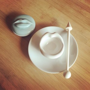 革新傳統(tǒng)陶瓷材料，引領(lǐng)未來(lái)發(fā)展趨勢(shì)