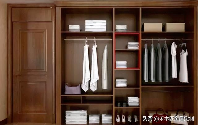 最新衣柜格局揭秘，探索秘密，感受溫馨故事
