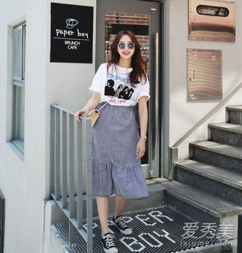 韓國最新流行趨勢與觀點(diǎn)探析，時(shí)尚T臺展現(xiàn)最新風(fēng)尚