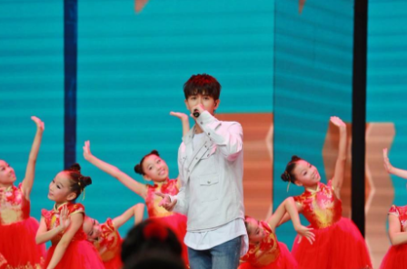 央視開學(xué)最新報(bào)道，教育的變革與未來(lái)展望