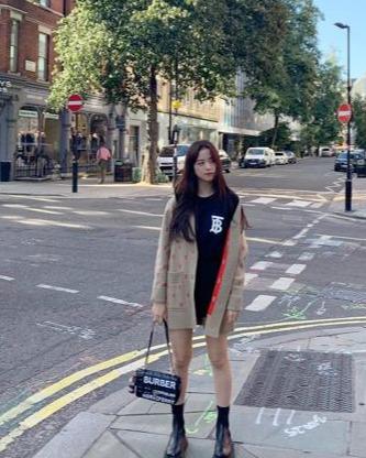 金智秀機(jī)場最新動(dòng)態(tài)，時(shí)尚前沿與科技創(chuàng)新的交融之地