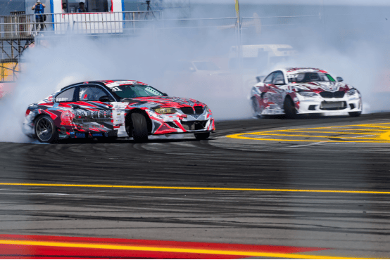 最新車漂移，漂移中的友情與家庭溫馨時刻