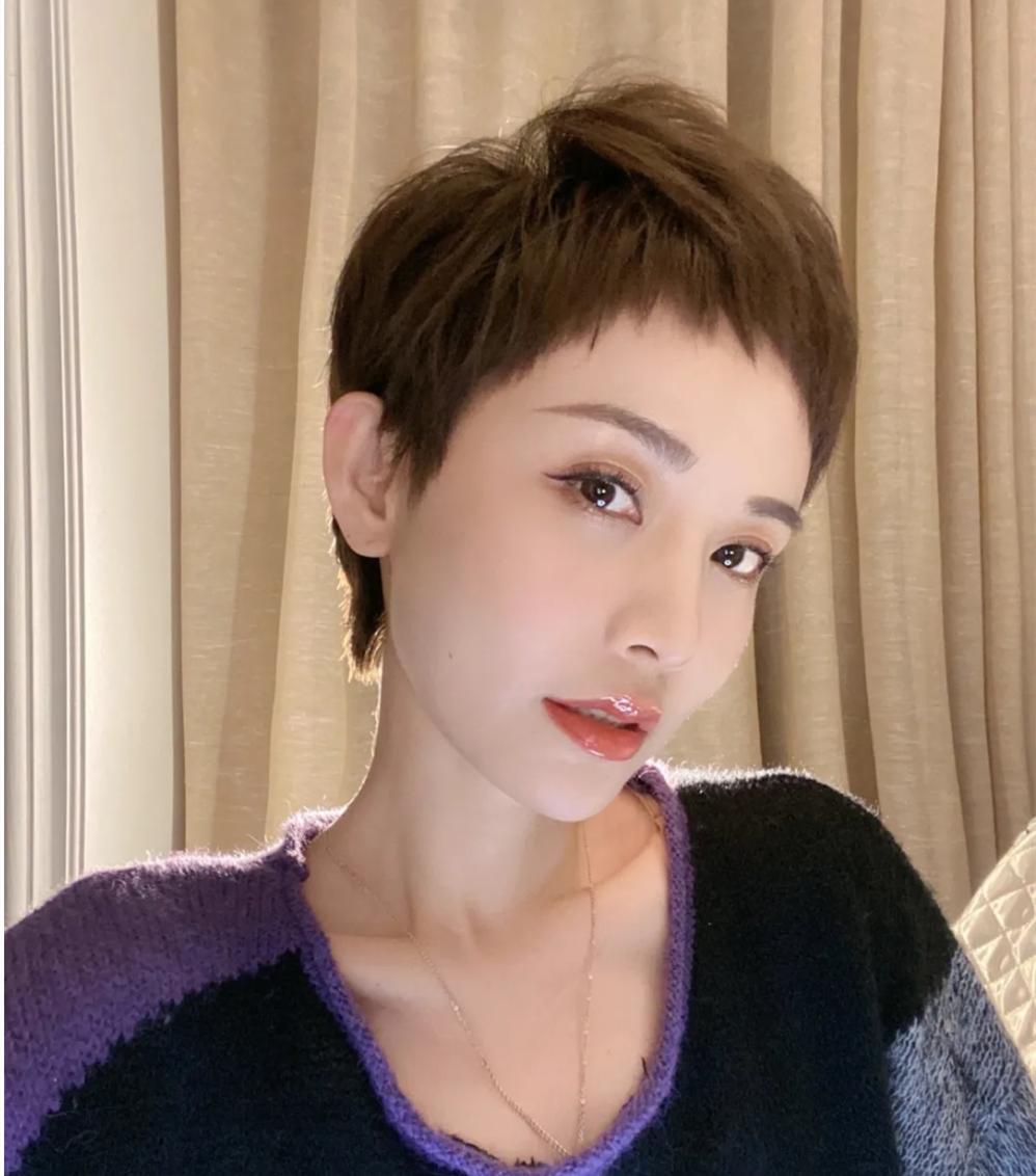 最新女生發(fā)型流行趨勢(shì)，時(shí)尚減齡發(fā)型指南